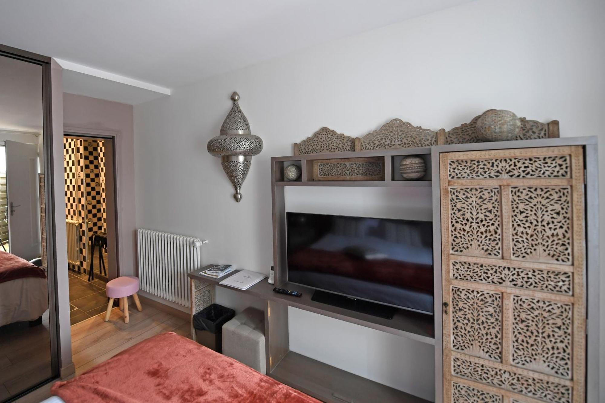 Cit'Hotel La Villa Julia Аґон-Кутенвіль Екстер'єр фото